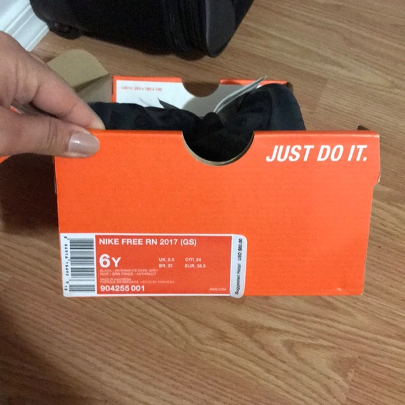 Nike free run 2017 - Picture 2 of 2